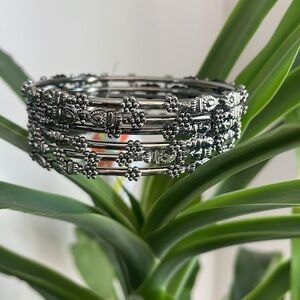 Antika Collection Black Silver Floral Bangles Set of 6 fashion jewelry New